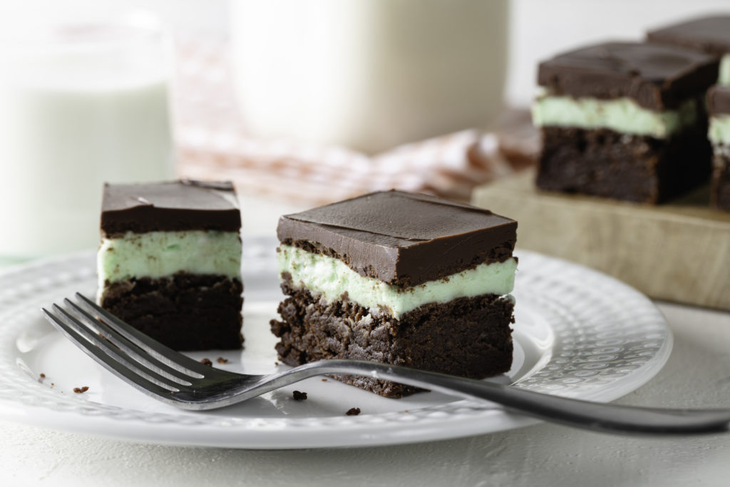 Farmhouse Favorite: Best Brownies By Far - Dinner Bell Creamery